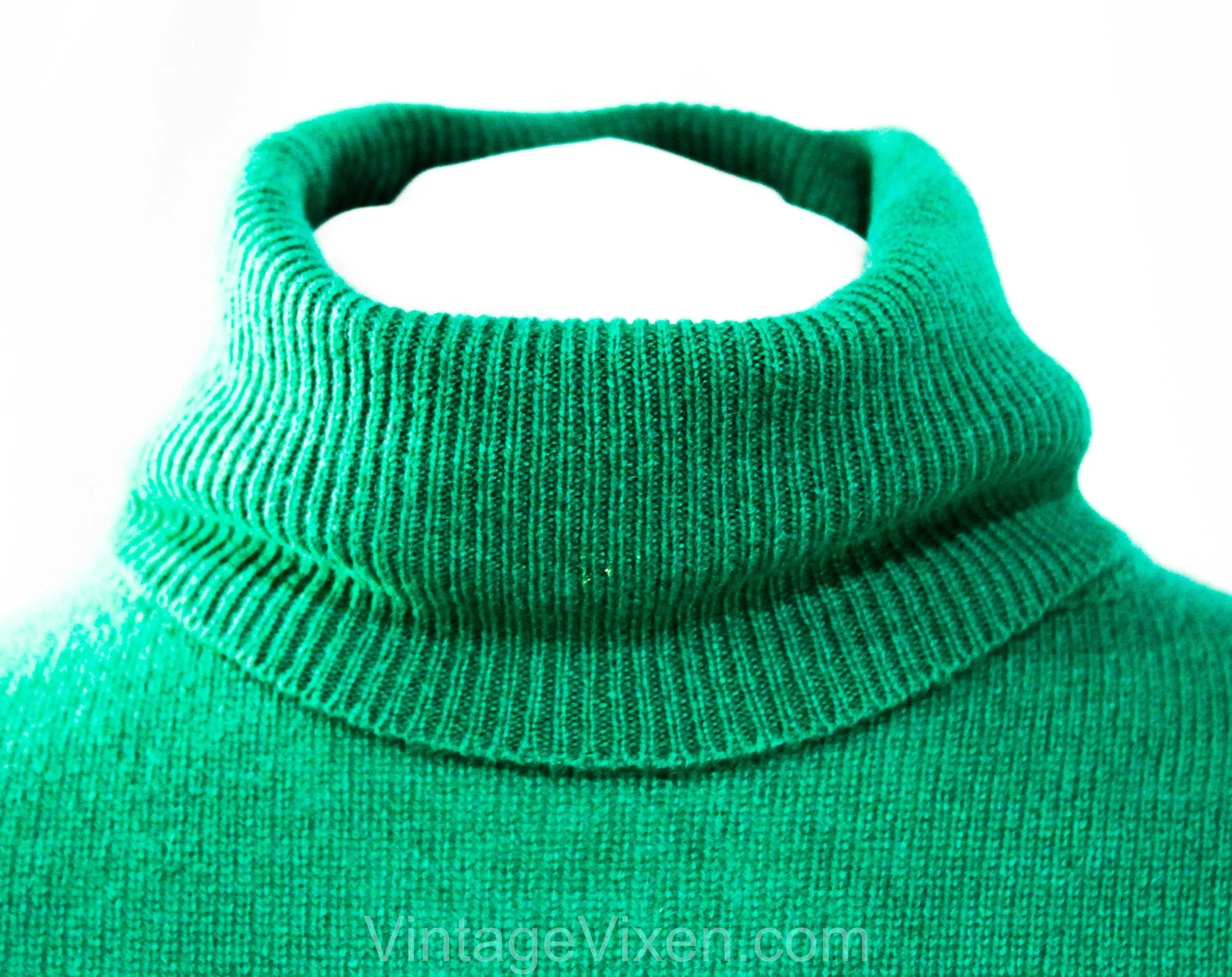 Size 10 Jade Green Cashmere Sweater - Luxurious Plush Knit Turtleneck Pullover from Italy - Spearmint Long Sleeve 80s Winter Top - Bust 33